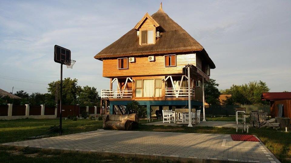 Old Fane'S Lodge Marasu Exterior photo